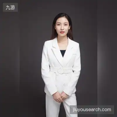 何蔚